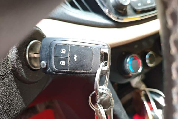 Used Chevrolet Monza 2020 320 Automatic Enjoyment Edition Vehicle Key