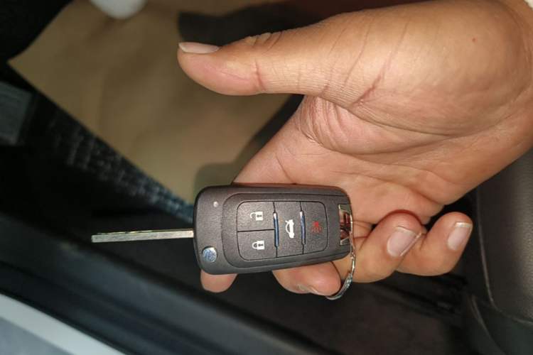 Used Chevrolet Monza 2020 Light Hybrid Redline 320T Dual-Clutch Thrilling Edition Vehicle Key