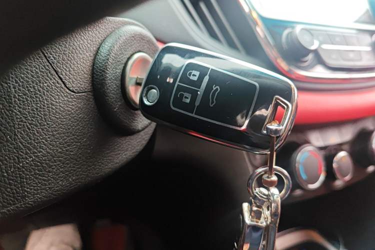 Used Chevrolet Monza 2020 320 Automatic Enjoyment Edition Vehicle Key