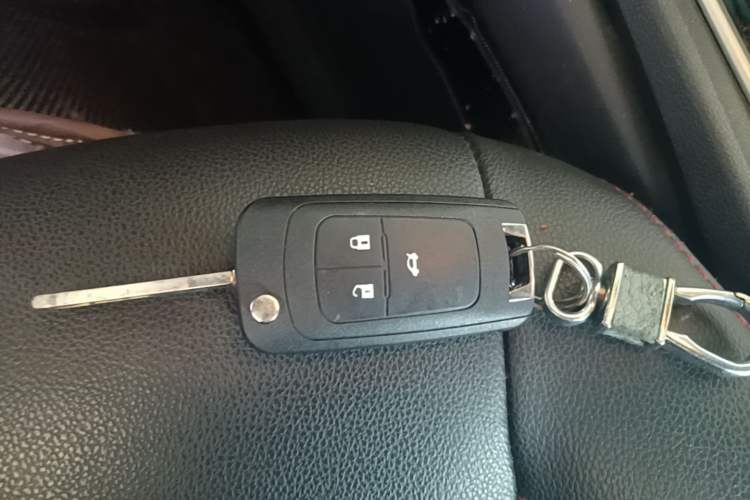 Used Chevrolet Monza 2020 Light Hybrid RS 330T Automatic Comfort Edition Vehicle Key