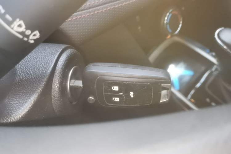 Used Chevrolet Monza 2020 Light Hybrid RS 330T Automatic Comfort Edition Vehicle Key