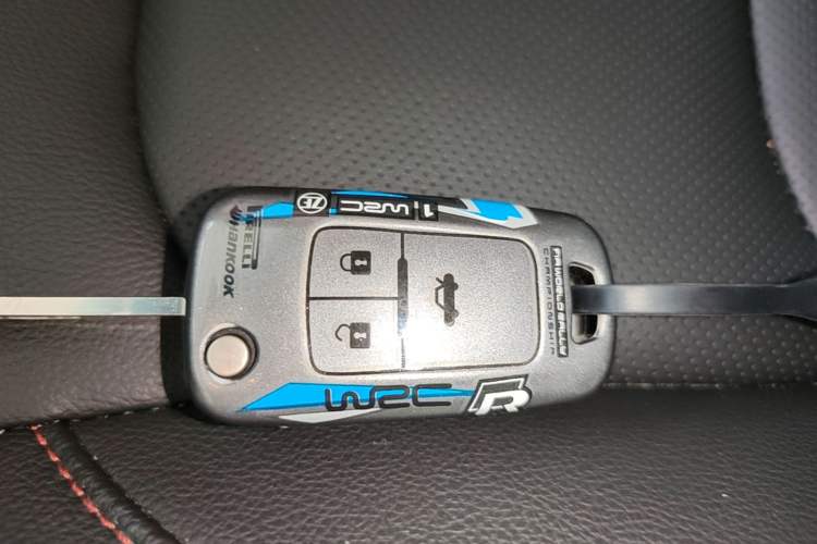 Used Chevrolet Monza 2020 Light Hybrid RS 330T Automatic Comfort Edition Vehicle Key