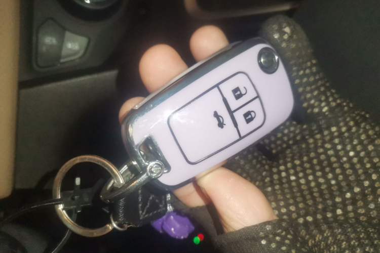 Used Chevrolet Monza 2020 320 Automatic Enjoyment Edition Vehicle Key