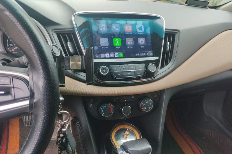 Used Chevrolet Monza 2021 320 Automatic Enjoyment Sunroof Edition Audio And AC Panel