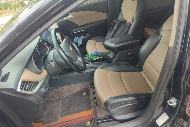 Used Chevrolet Monza 2021 320 Automatic Enjoyment Sunroof Edition Left Front Seat