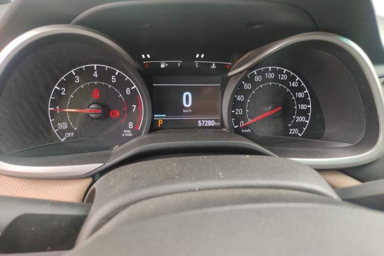 Used Chevrolet Monza 2021 320 Automatic Enjoyment Sunroof Edition Odometer Close Up