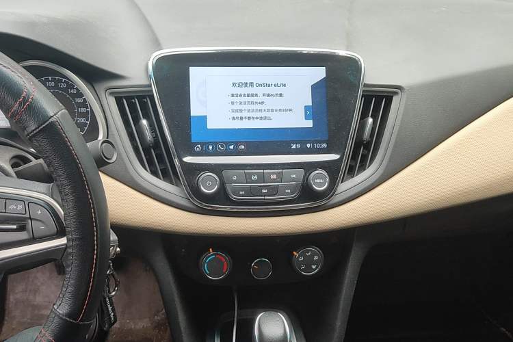 Used Chevrolet Monza 2021 320 Automatic Enjoyment Sunroof Edition Audio And AC Panel
