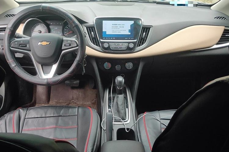 Used Chevrolet Monza 2021 320 Automatic Enjoyment Sunroof Edition Center Console