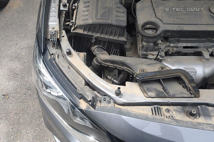 Used Chevrolet Monza 2021 320 Automatic Enjoyment Sunroof Edition Engine Bay Right