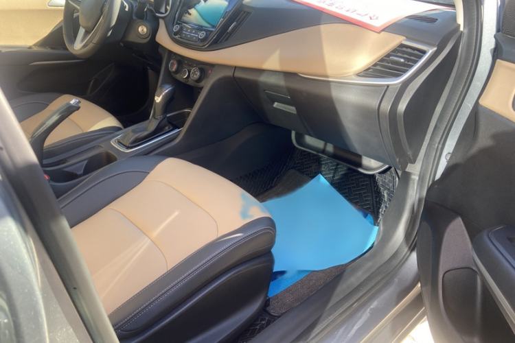 Used Chevrolet Monza 2021 320 Automatic Enjoyment Sunroof Edition Interior 7