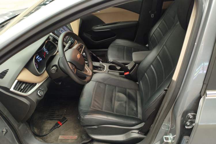 Used Chevrolet Monza 2021 320 Automatic Enjoyment Sunroof Edition Left Front Seat