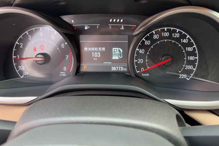 Used Chevrolet Monza 2021 320 Automatic Enjoyment Sunroof Edition Odometer Close Up