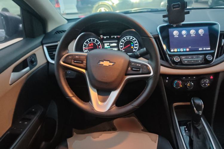 Used Chevrolet Monza 2021 320 Automatic Enjoyment Sunroof Edition Steering Wheel