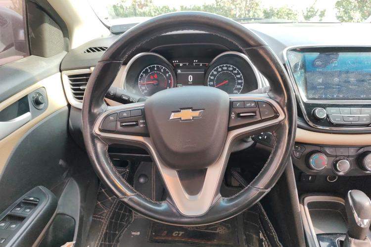 Used Chevrolet Monza 2021 320 Automatic Enjoyment Sunroof Edition Steering Wheel