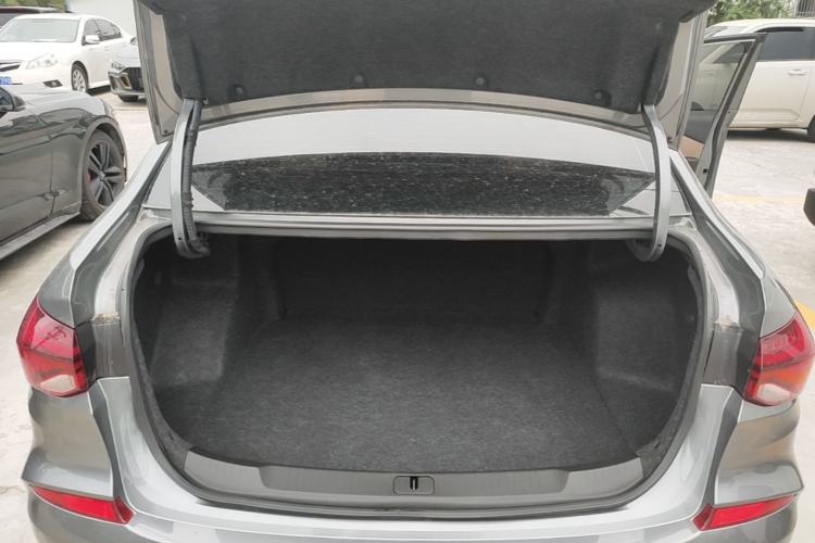 Used Chevrolet Monza 2021 320 Automatic Enjoyment Sunroof Edition Trunk