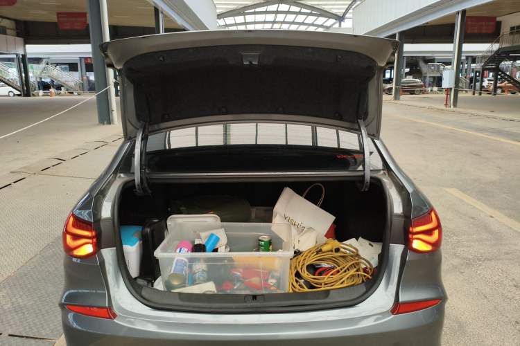 Used Chevrolet Monza 2021 320 Automatic Enjoyment Sunroof Edition Trunk