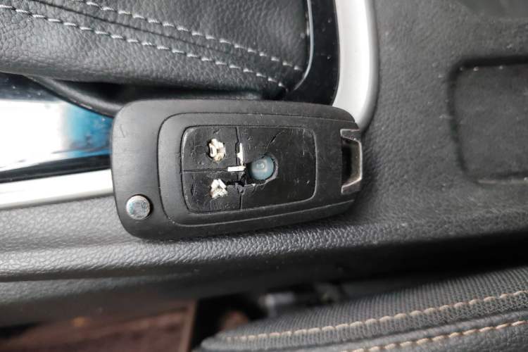 Used Chevrolet Monza 2021 320 Automatic Enjoyment Sunroof Edition Vehicle Key