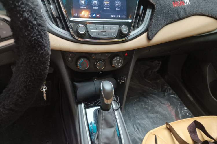 Used Chevrolet Monza 2021 320 Automatic Enjoyment Sunroof Edition Audio And AC Panel