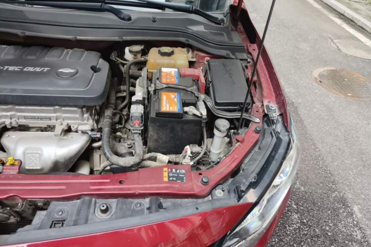 Used Chevrolet Monza 2021 320 Automatic Enjoyment Sunroof Edition Engine Bay Left
