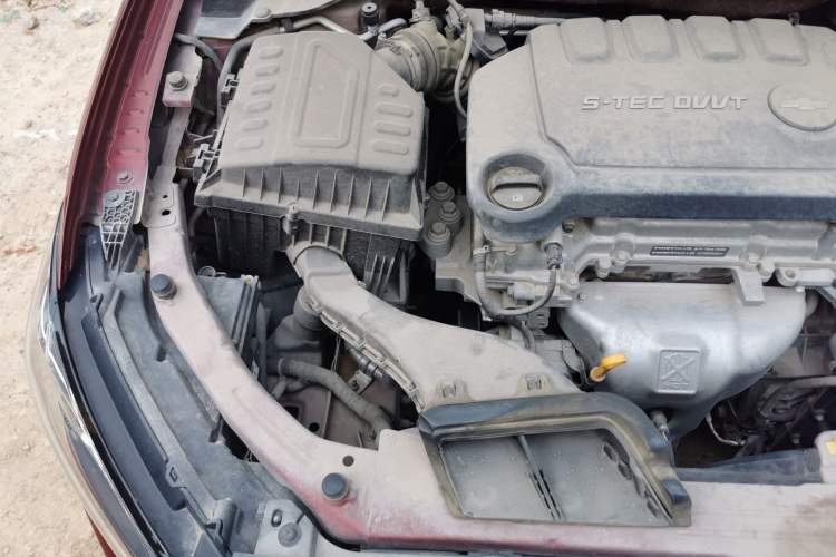 Used Chevrolet Monza 2021 320 Automatic Enjoyment Sunroof Edition Engine Bay Right