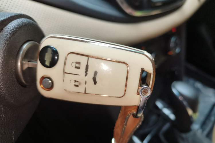 Used Chevrolet Monza 2021 320 Automatic Enjoyment Sunroof Edition Vehicle Key