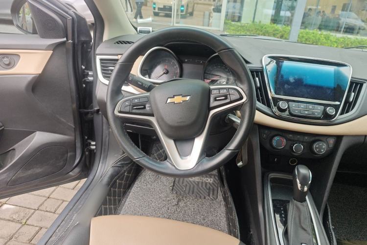 Used Chevrolet Monza 2021 320 Automatic Enjoyment Sunroof Edition Steering Wheel