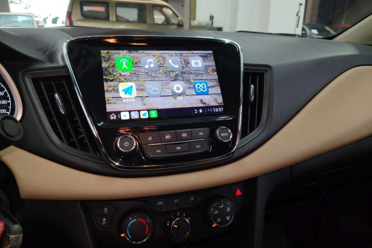 Used Chevrolet Monza 2021 320 Automatic Enjoyment Sunroof Edition Audio And AC Panel