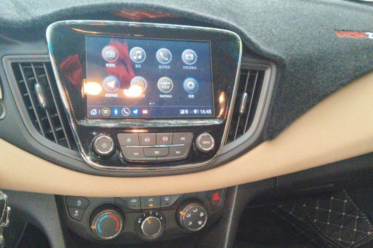 Used Chevrolet Monza 2021 320 Automatic Enjoyment Sunroof Edition Audio And AC Panel