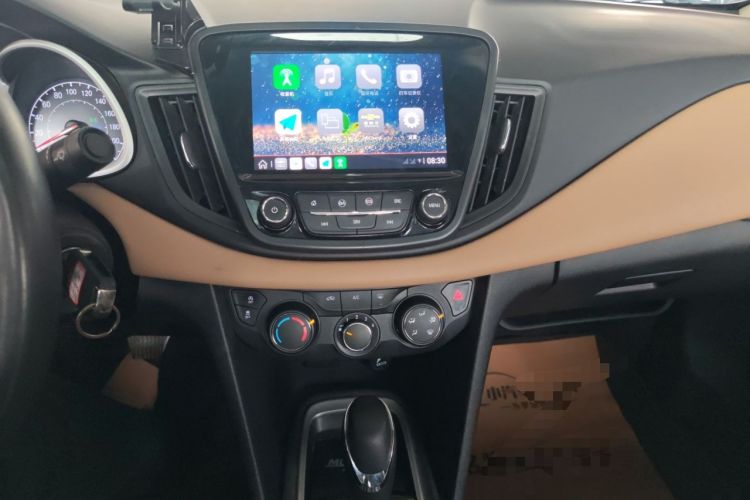 Used Chevrolet Monza 2021 320 Automatic Enjoyment Sunroof Edition Audio And AC Panel