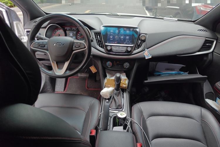 Used Chevrolet Monza 2021 320 Automatic Enjoyment Sunroof Edition Center Console