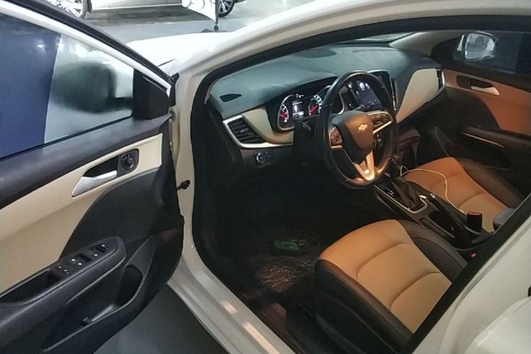 Used Chevrolet Monza 2021 320 Automatic Enjoyment Sunroof Edition Driver Seat