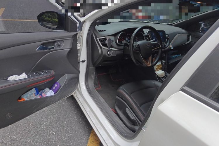 Used Chevrolet Monza 2021 320 Automatic Enjoyment Sunroof Edition Driver Seat