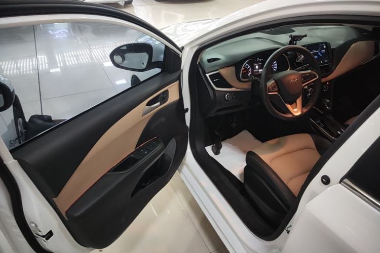 Used Chevrolet Monza 2021 320 Automatic Enjoyment Sunroof Edition Driver Seat