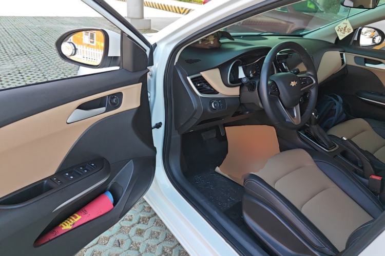 Used Chevrolet Monza 2021 320 Automatic Enjoyment Sunroof Edition Driver Seat