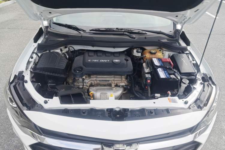 Used Chevrolet Monza 2021 320 Automatic Enjoyment Sunroof Edition Engine Bay