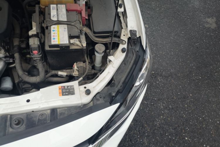 Used Chevrolet Monza 2021 320 Automatic Enjoyment Sunroof Edition Engine Bay Left