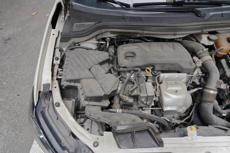 Used Chevrolet Monza 2021 320 Automatic Enjoyment Sunroof Edition Engine Bay Right
