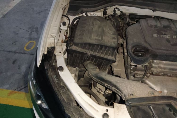 Used Chevrolet Monza 2021 320 Automatic Enjoyment Sunroof Edition Engine Bay Right