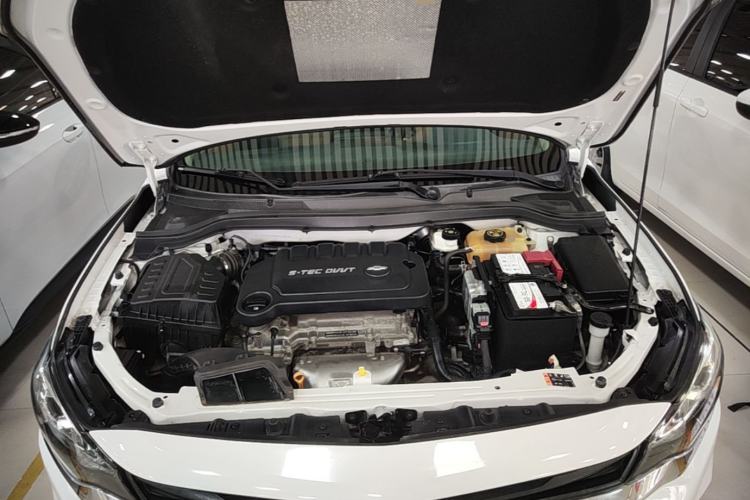 Used Chevrolet Monza 2021 320 Automatic Enjoyment Sunroof Edition Engine Bay