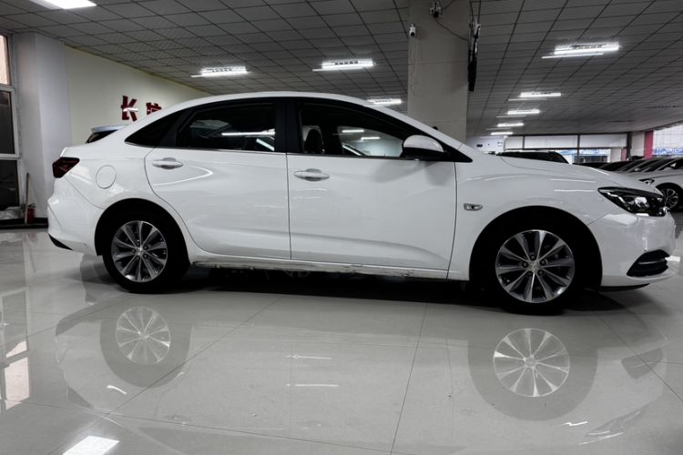 Used Chevrolet Monza 2021 320 Automatic Enjoyment Sunroof Edition Exterior 6