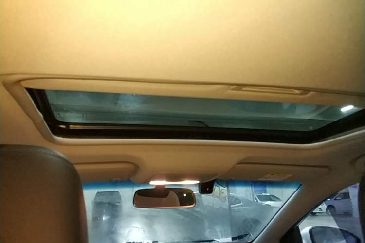 Used Chevrolet Monza 2021 320 Automatic Enjoyment Sunroof Edition Headliner
