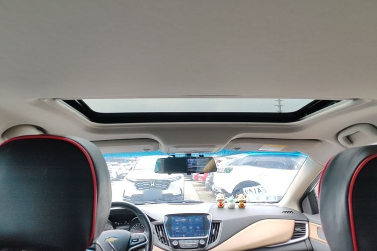Used Chevrolet Monza 2021 320 Automatic Enjoyment Sunroof Edition Headliner
