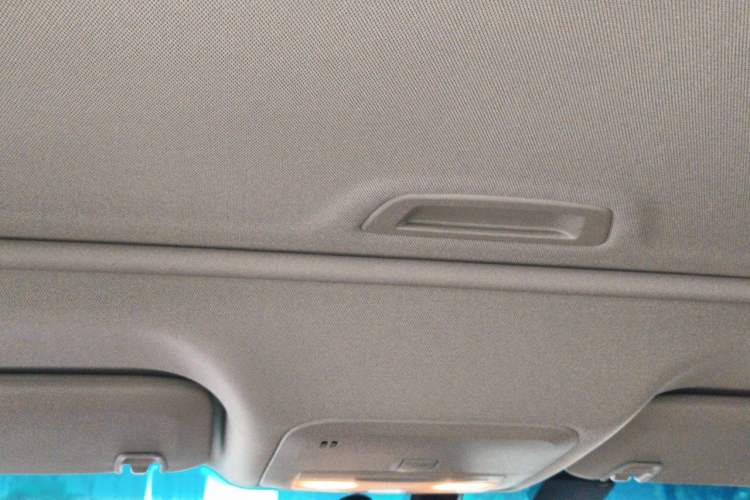 Used Chevrolet Monza 2021 320 Automatic Enjoyment Sunroof Edition Headliner