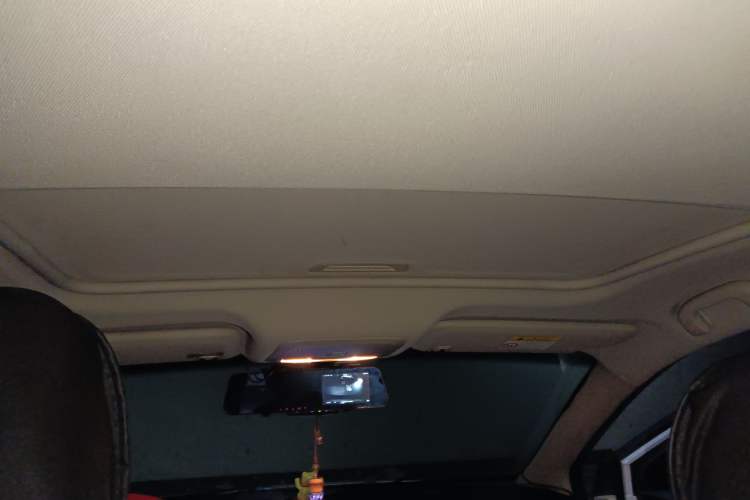 Used Chevrolet Monza 2021 320 Automatic Enjoyment Sunroof Edition Headliner