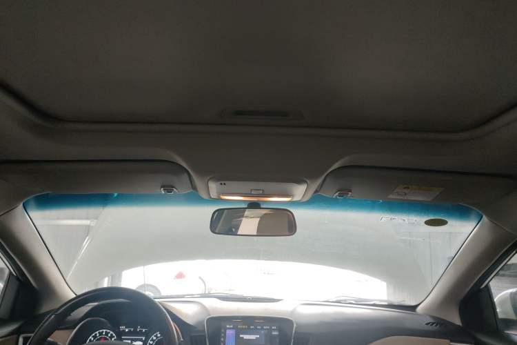 Used Chevrolet Monza 2021 320 Automatic Enjoyment Sunroof Edition Headliner