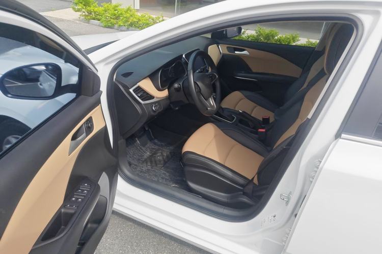 Used Chevrolet Monza 2021 320 Automatic Enjoyment Sunroof Edition Interior 1