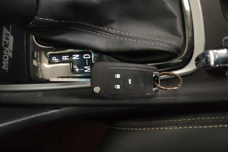 Used Chevrolet Monza 2021 320 Automatic Enjoyment Sunroof Edition Interior 1