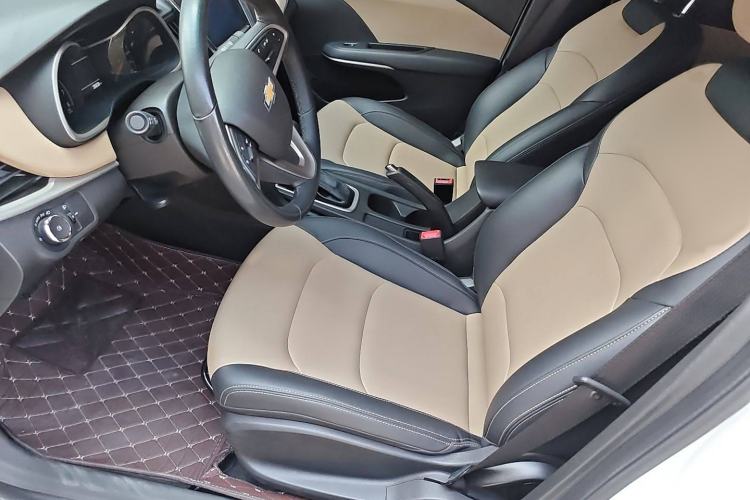 Used Chevrolet Monza 2021 320 Automatic Enjoyment Sunroof Edition Interior 4