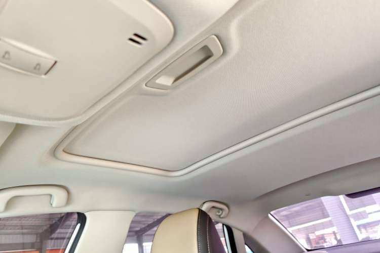 Used Chevrolet Monza 2021 320 Automatic Enjoyment Sunroof Edition Interior 5