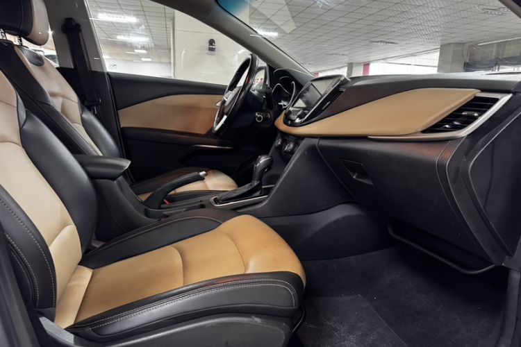 Used Chevrolet Monza 2021 320 Automatic Enjoyment Sunroof Edition Interior 6